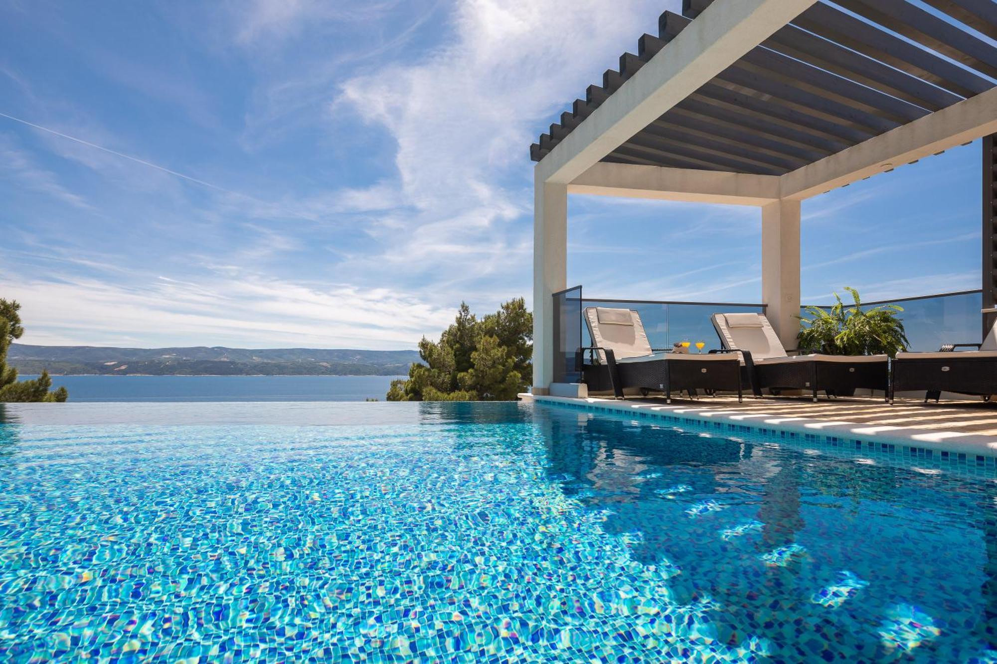 Luxury Seafront Villa With Heated Pool, Jacuzzi, Sea View, 150 M From Beach Stanici Exterior foto